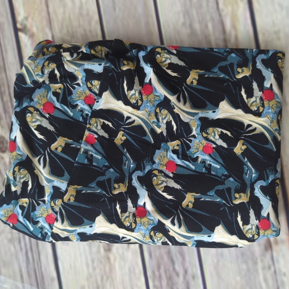 Lularoe Disney leggings OS